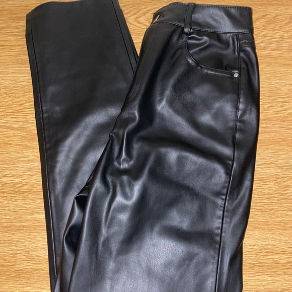 Zara Pants - perfect Zara leather pants